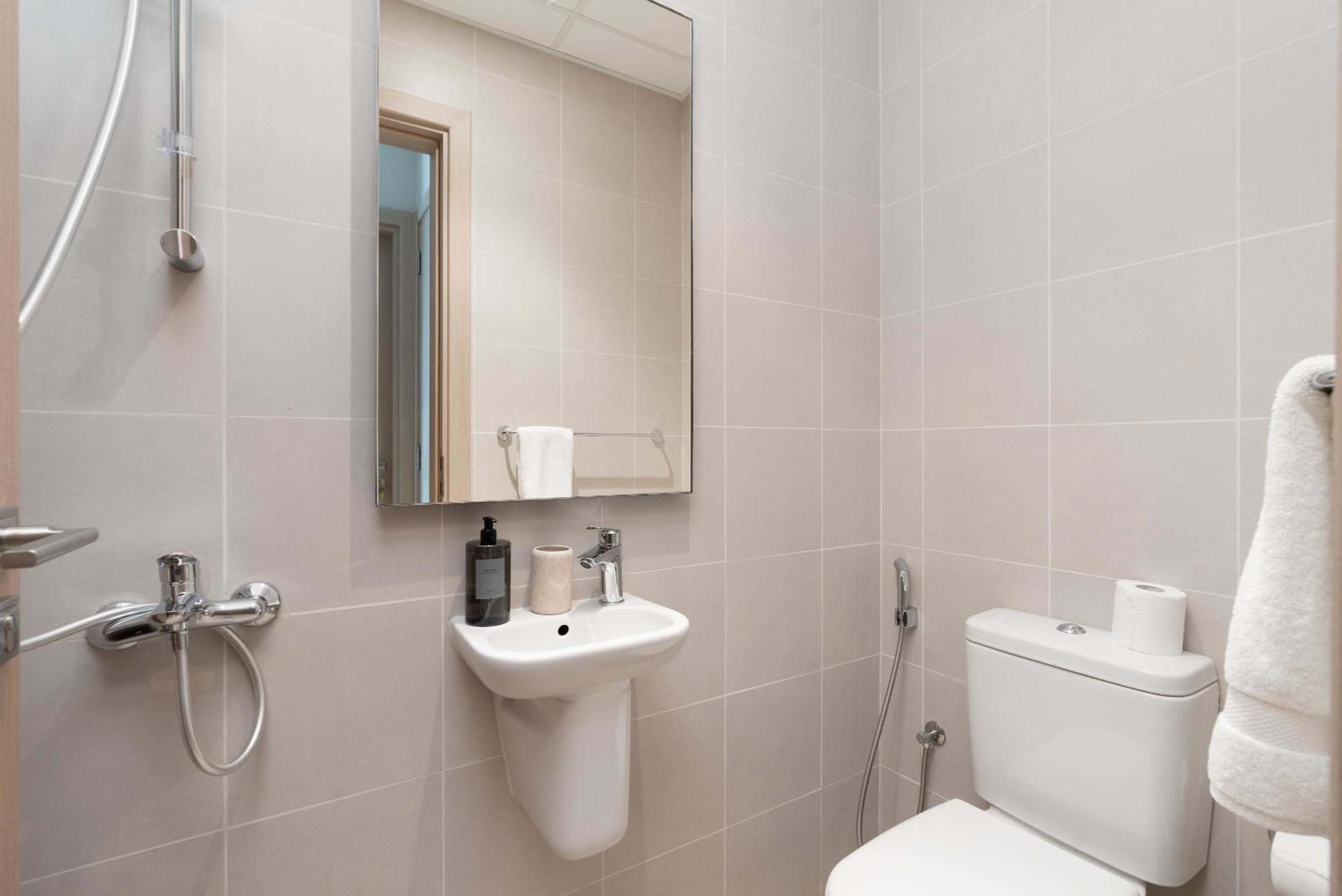 Luxury 2br And Study Water View In Al Wasl Dubaï