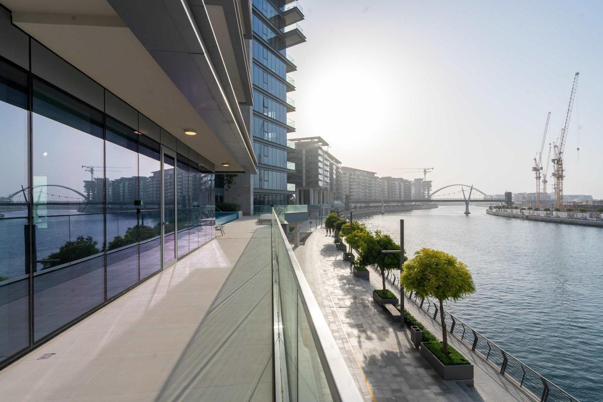 Appartement Luxury 2br And Study Water View In Al Wasl *