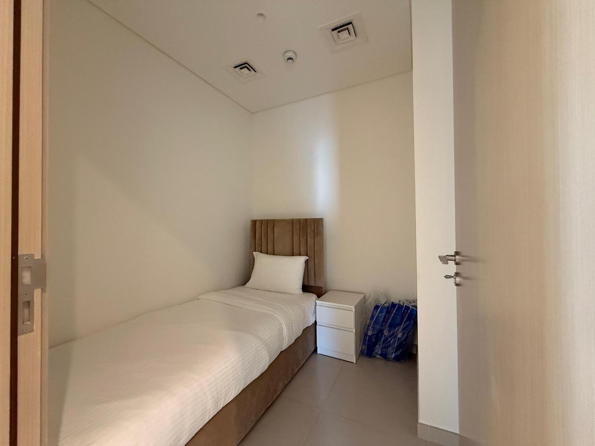 Burj Royale-3909 Apartment Dubai