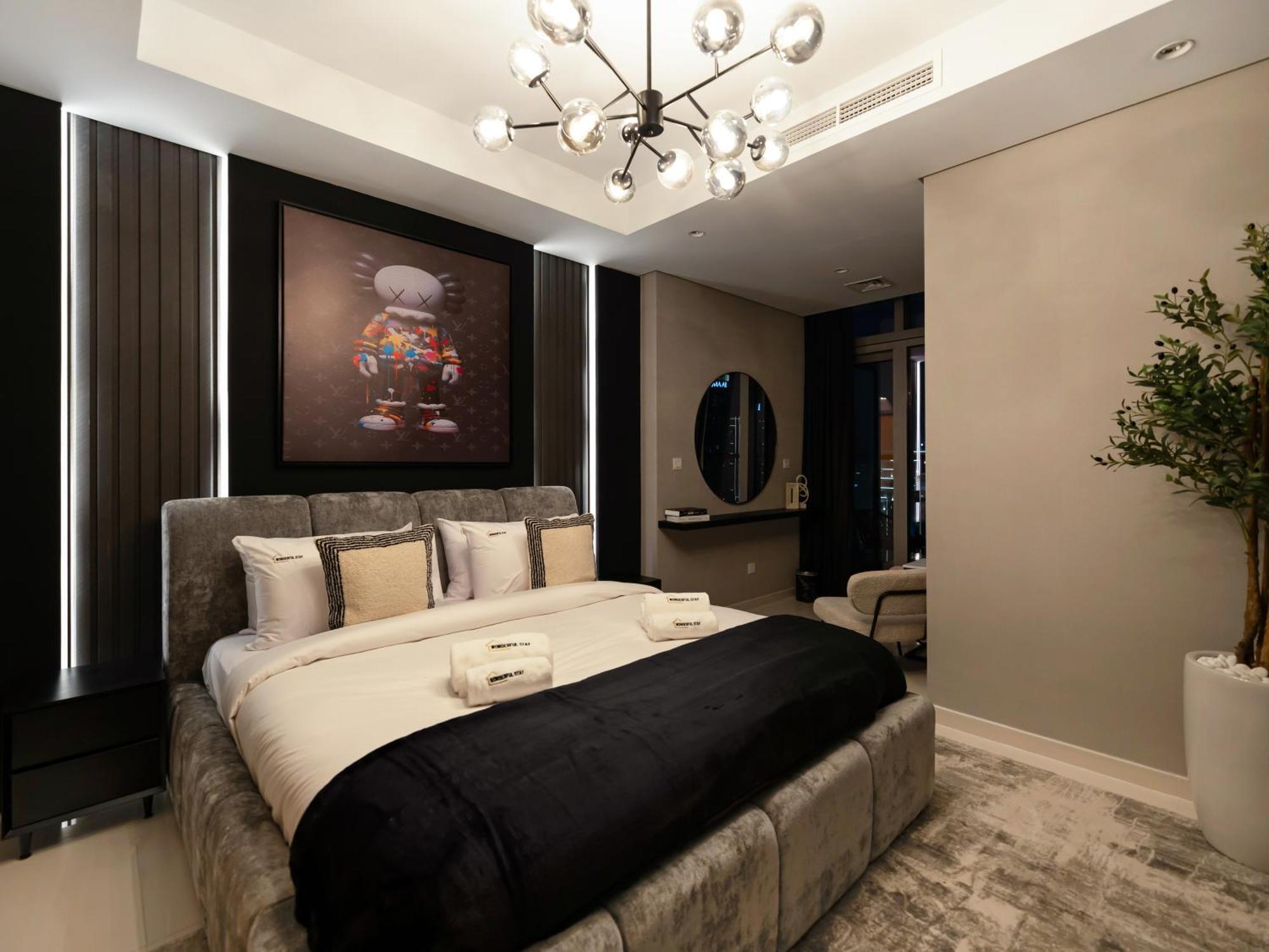 Wonderfulstay At Paramount - Highest Infinity Pool - Burj Khalifa View - Brand New Luxury *
