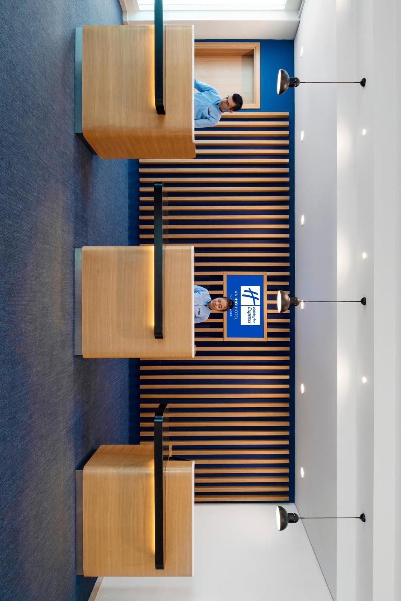 Express Airport By Ihg Hotell Dubai