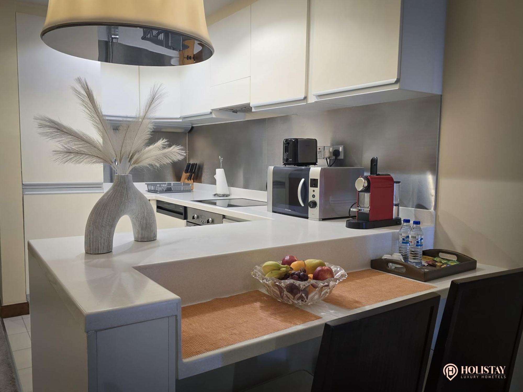 Holistay Luxury Homes - Burj Khalifa View - Direct Access Mall * Dubai