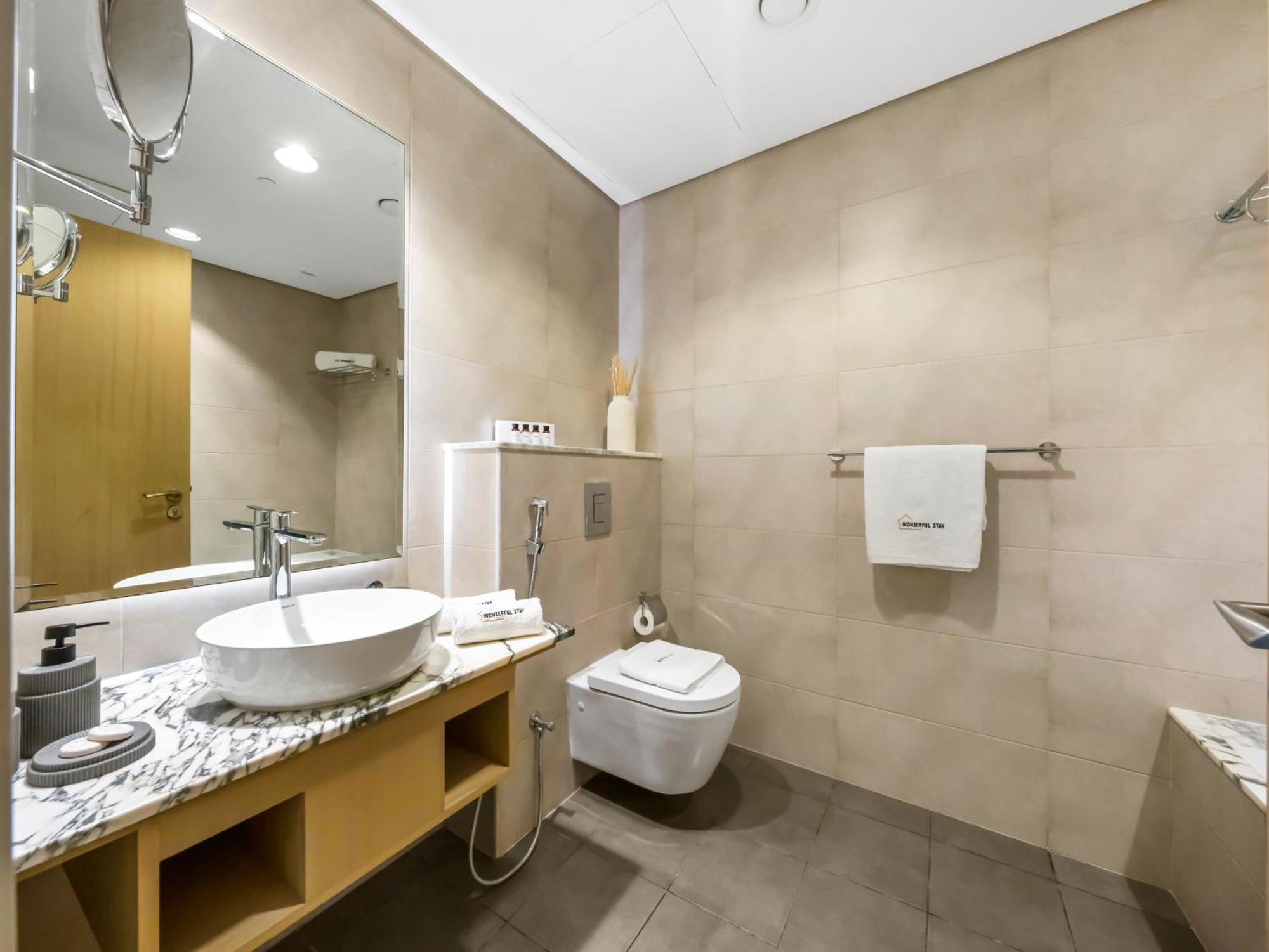 Wonderfulstay At Paramount - Highest Infinity Pool - Burj Khalifa View - Brand New Luxury Apartment *