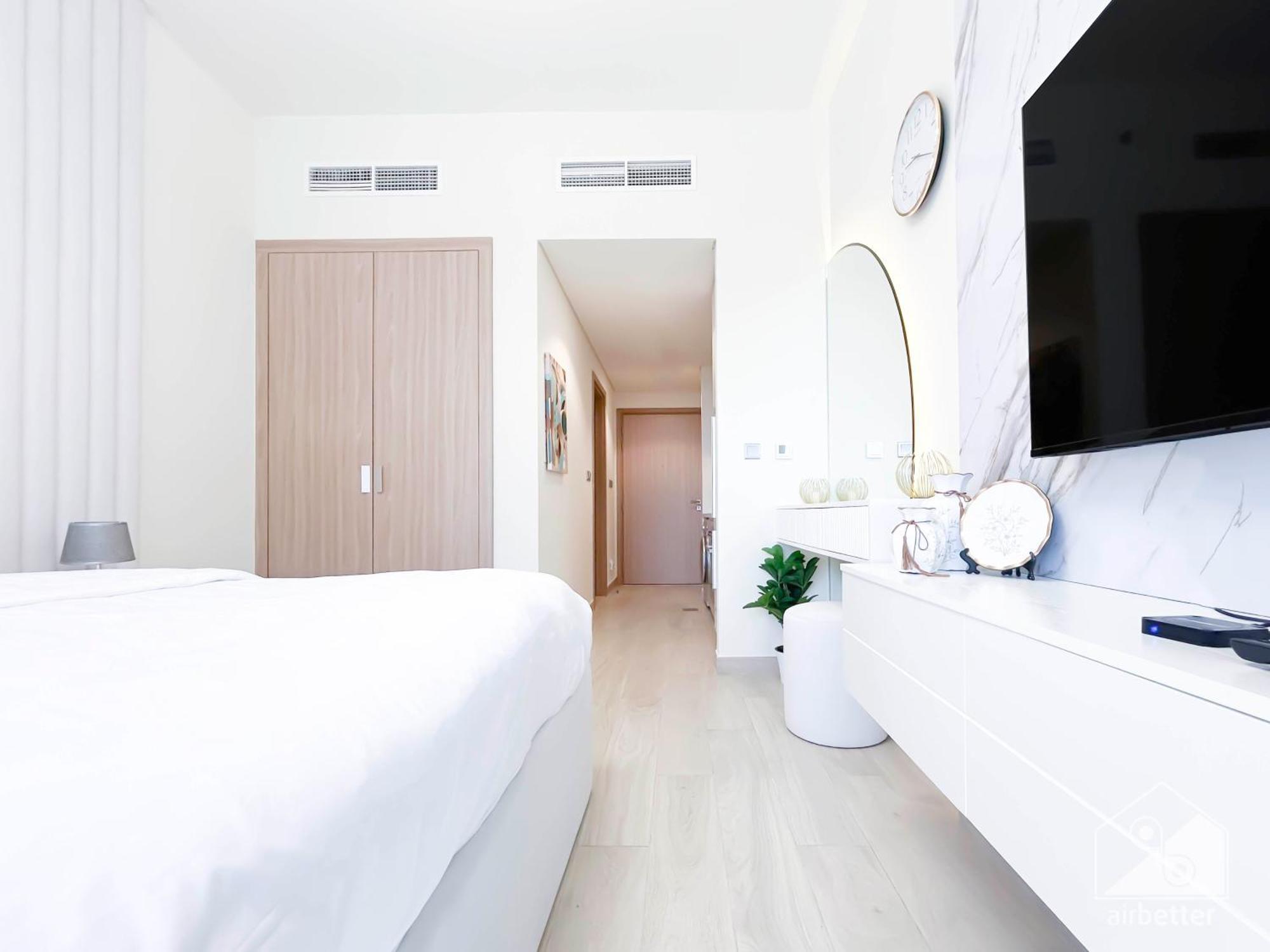 Appartement Luxury Living In Azizi Riviera L Cozy Balcony