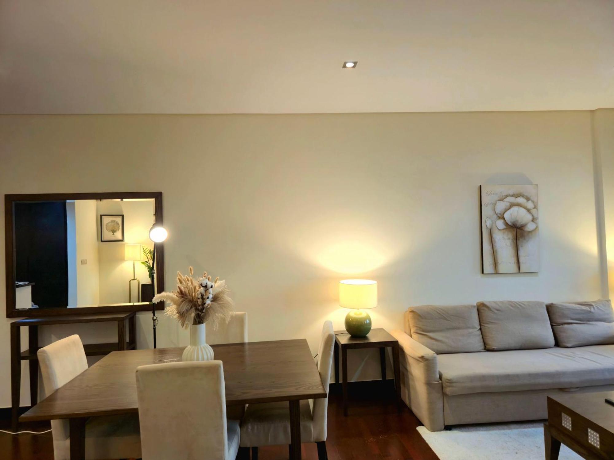 Appartement Palm Escape Beachfront 1br In Royal Amwaj Burj View & Private Balcony *