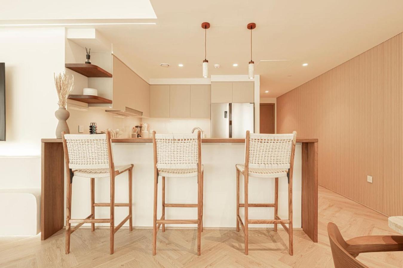 Seraya Residence 5 - 4Bdr - Burj Views - Private Jacuzzi *