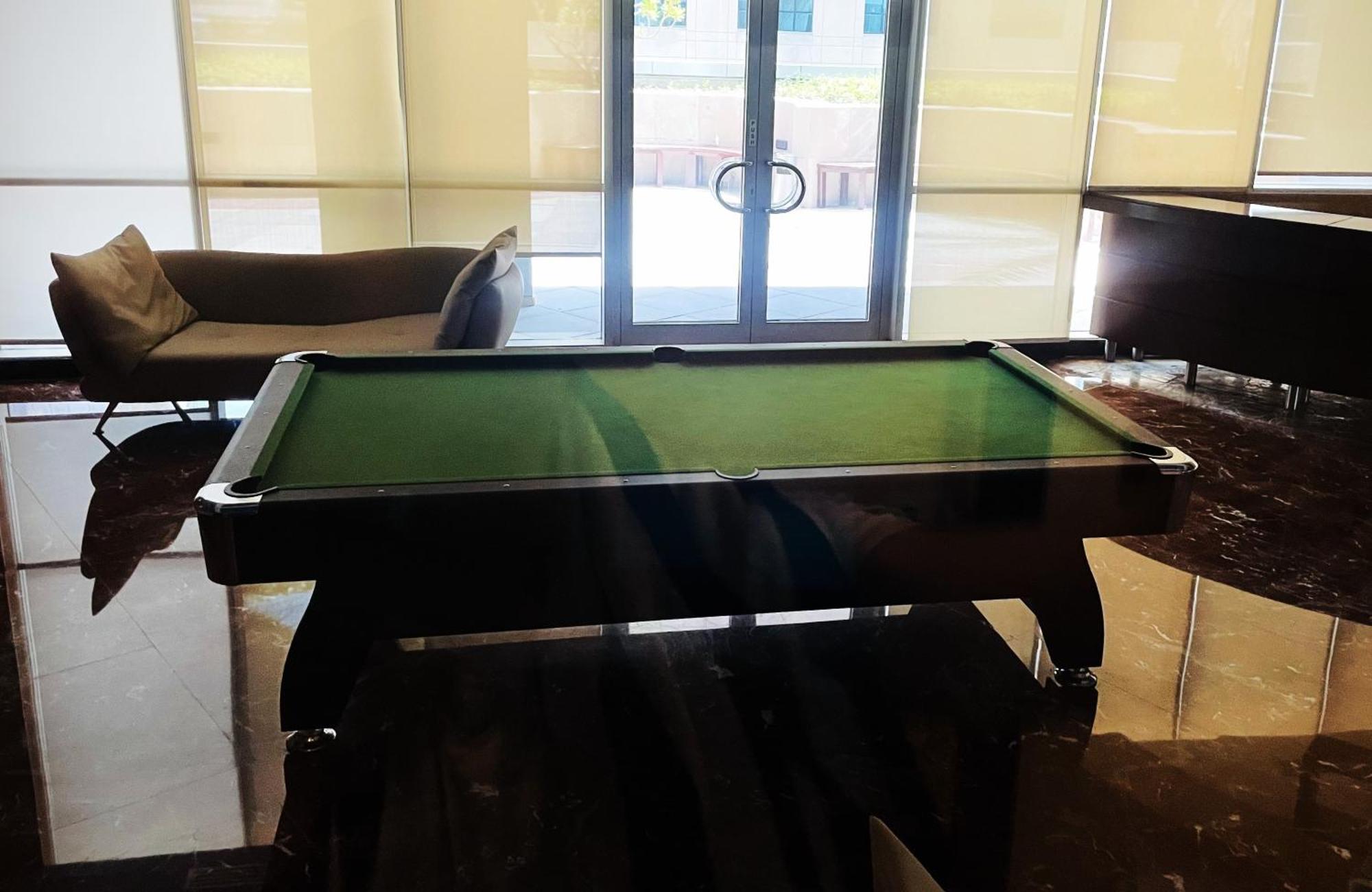 Appartement Marina View With Pool, Gym, Tennis Court, 5 Mins To