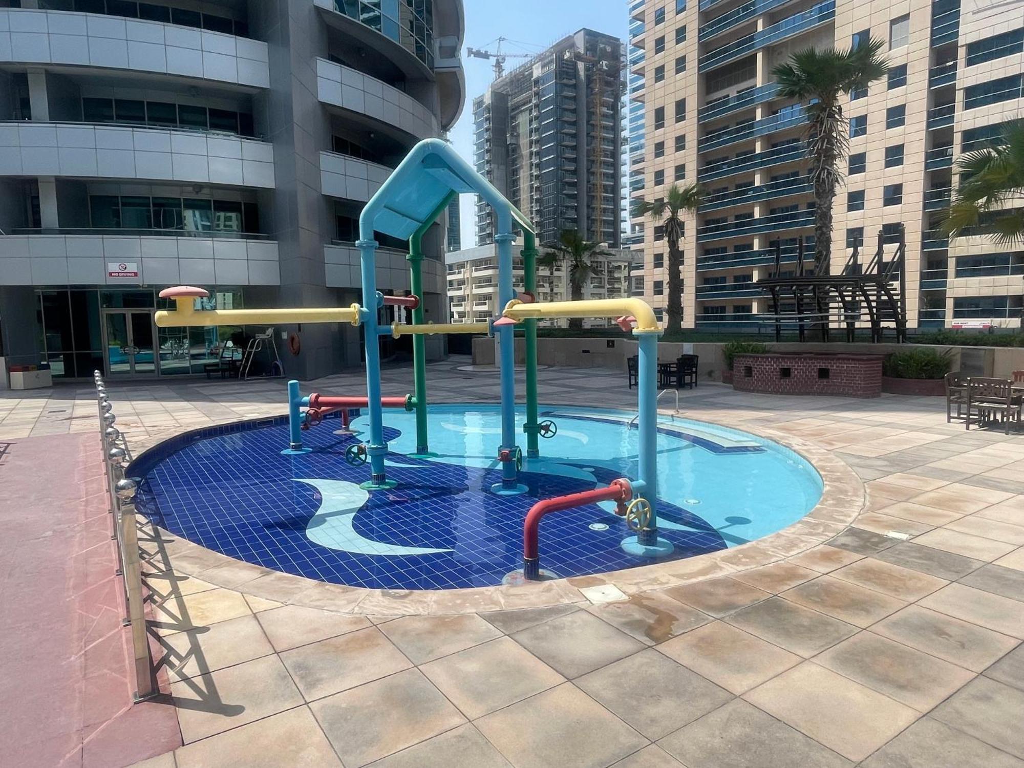 Appartement Marina View With Pool, Gym, Tennis Court, 5 Mins To *