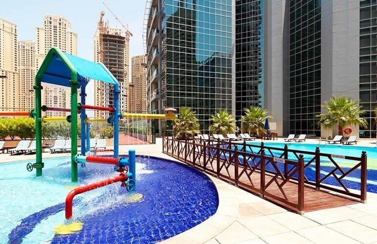 Appartement Marina View With Pool, Gym, Tennis Court, 5 Mins To