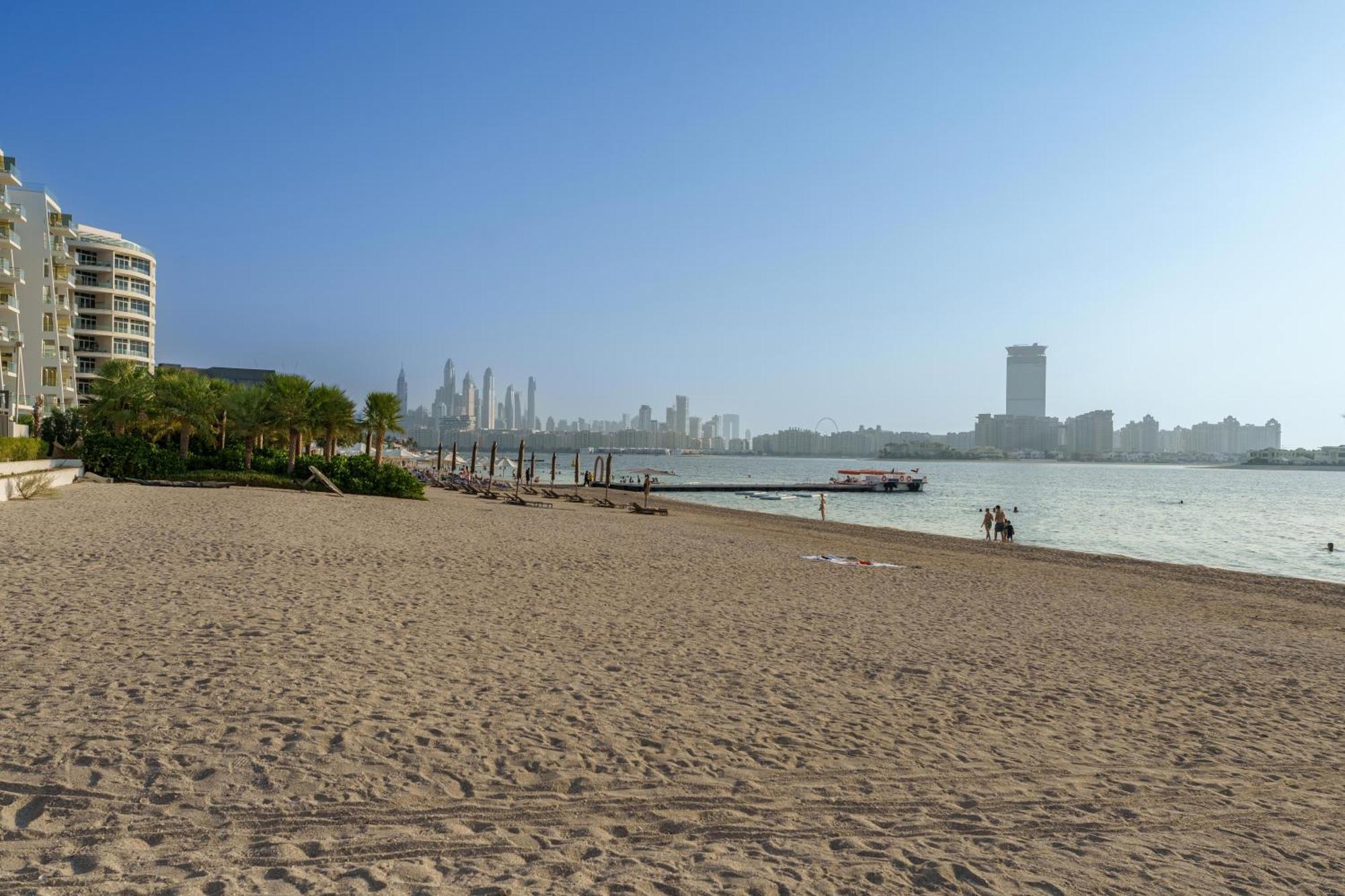 Dejaview Luxury With Private Terrace, Burj & Sea View Apartment *