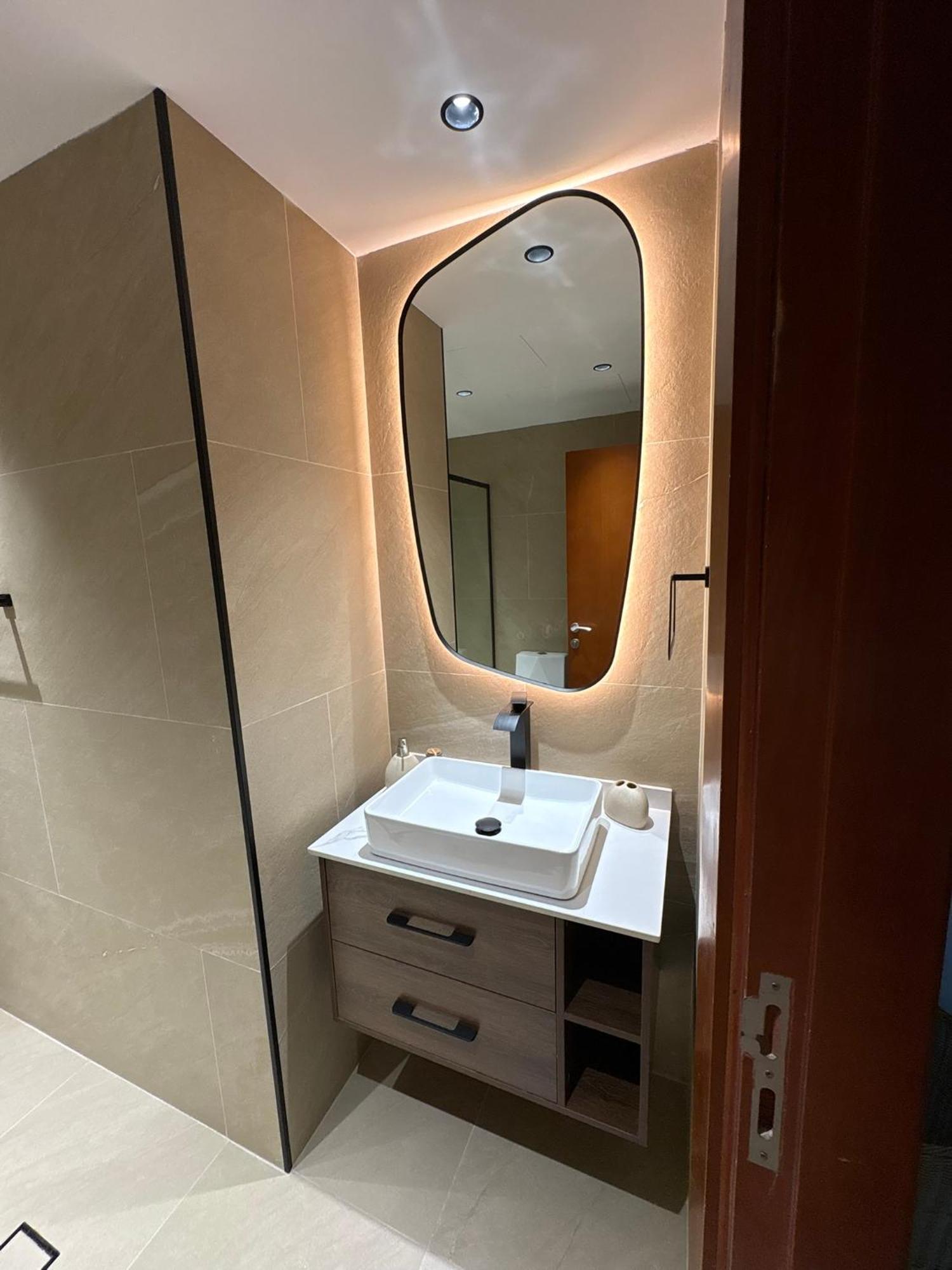 Amazing 1 Bedroom In Marina Apartament