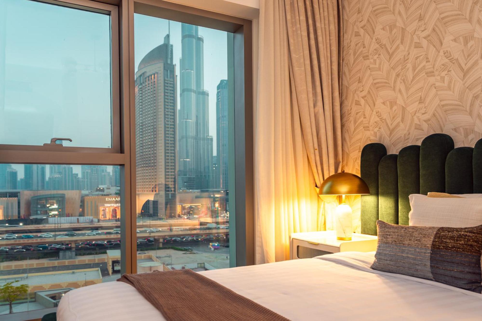 Prime Retreats @ Downtown Views By Emaar Apartment *