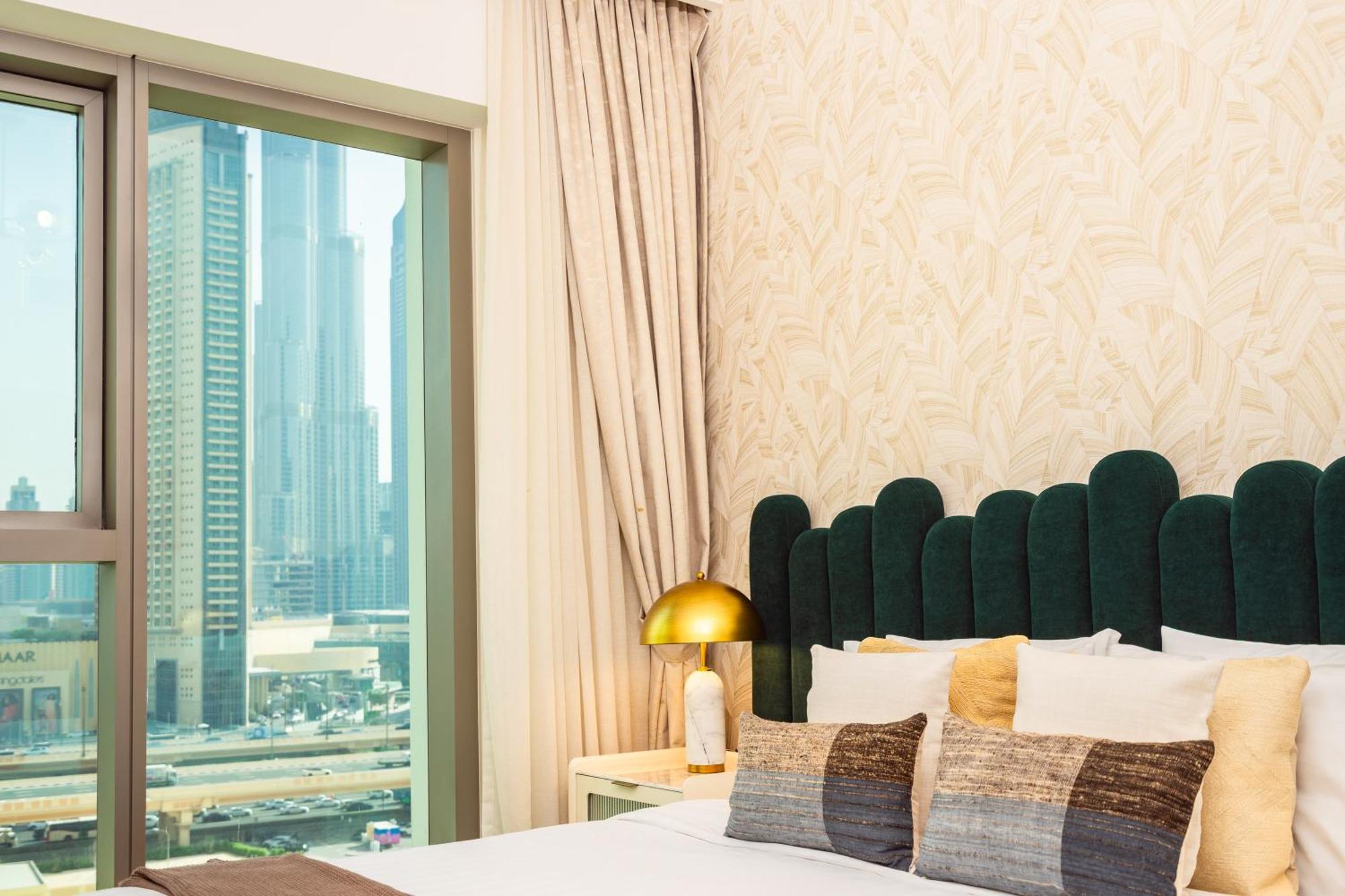 Prime Retreats @ Downtown Views By Emaar Apartment