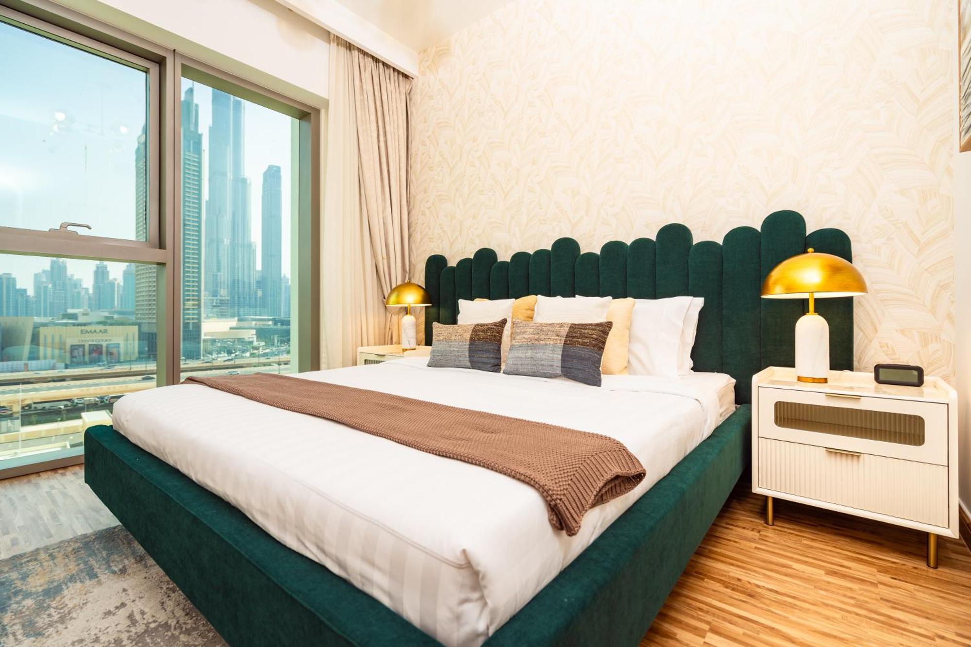 Prime Retreats @ Downtown Views By Emaar
