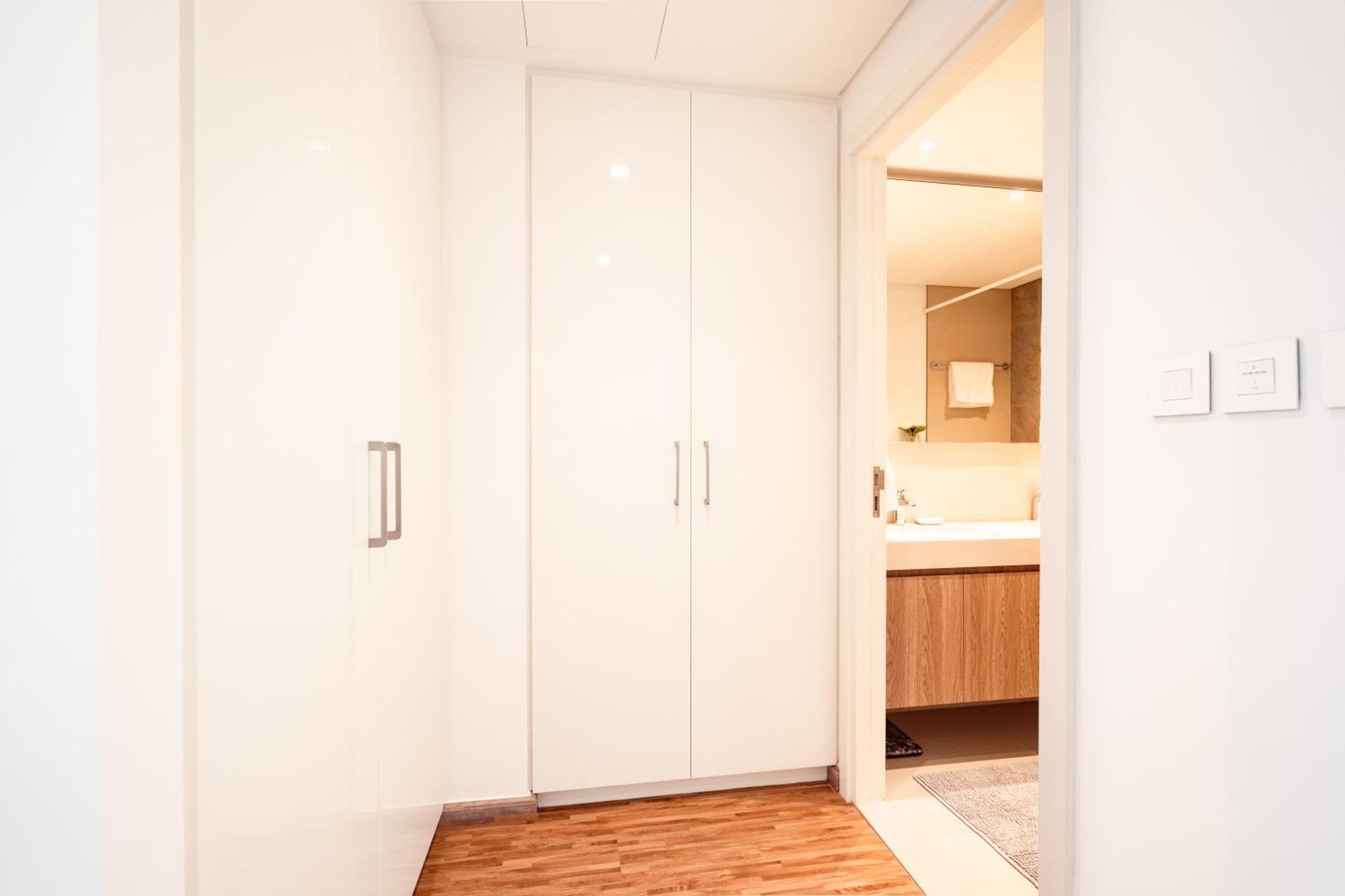 Prime Retreats @ Downtown Views By Emaar Apartment Dubai