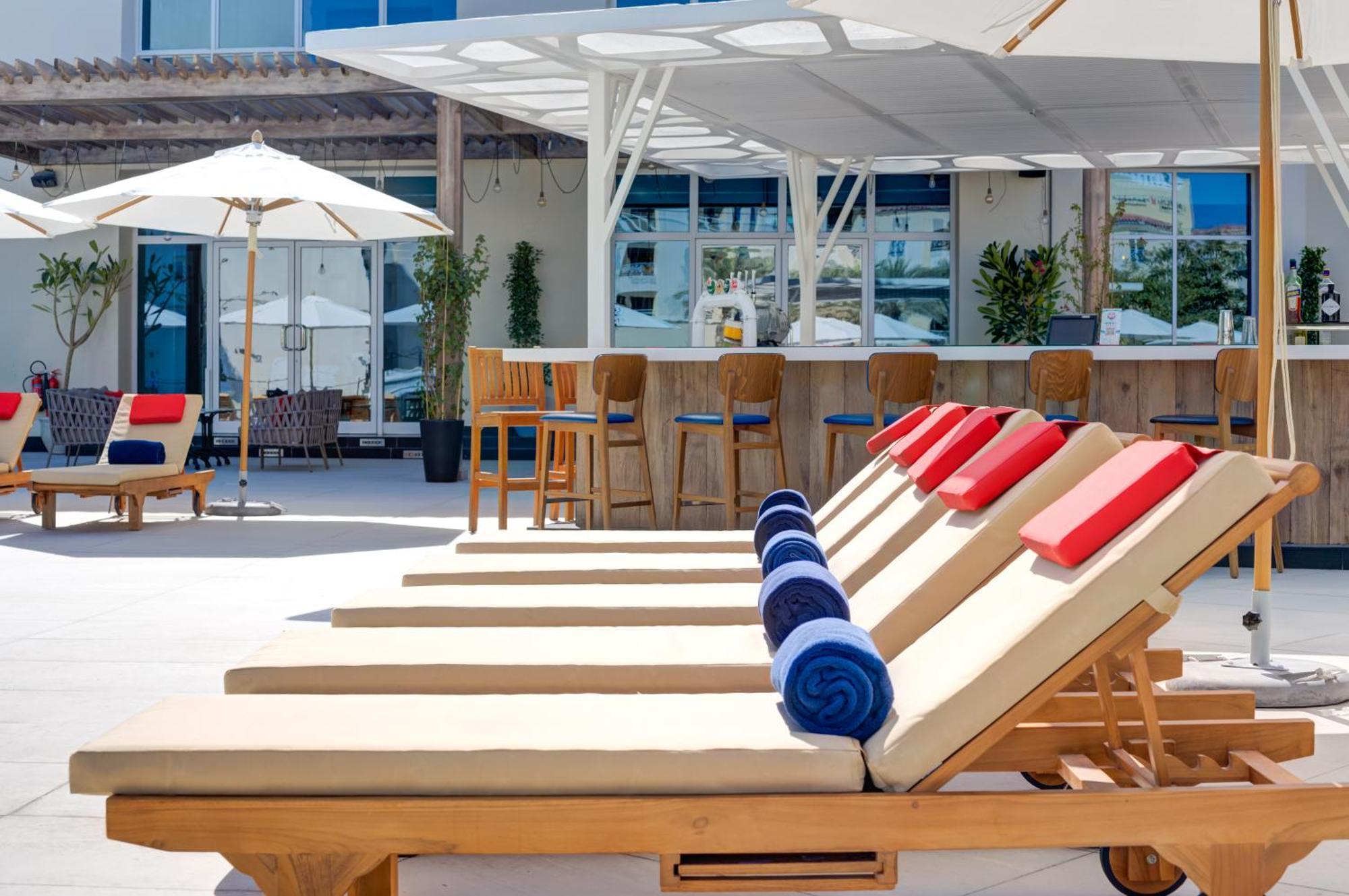 Hotel Millennium Lakeview Formerly Copthorne Lakeview 4*
