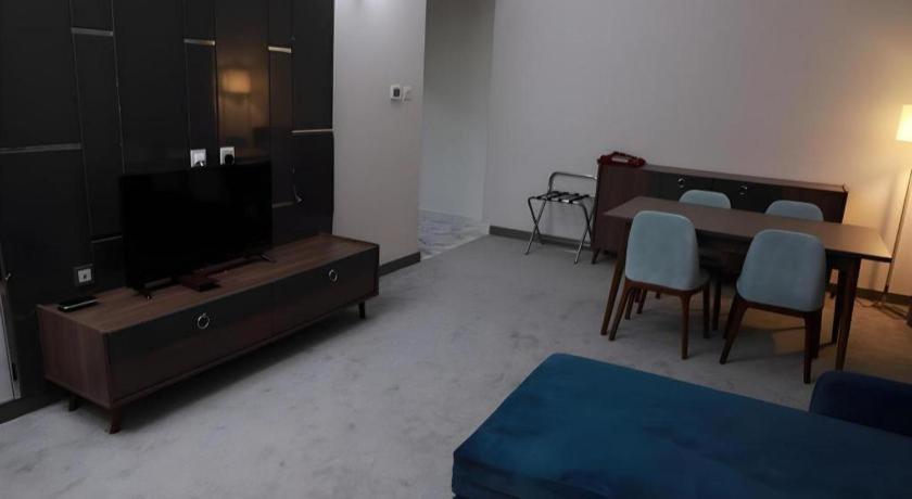 Alazmi Dubai