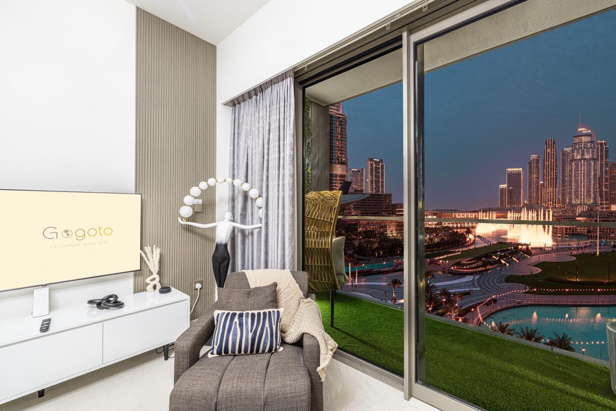 Apartamento Luxury Burj And Fountain View 5 Min To Mall Dubái