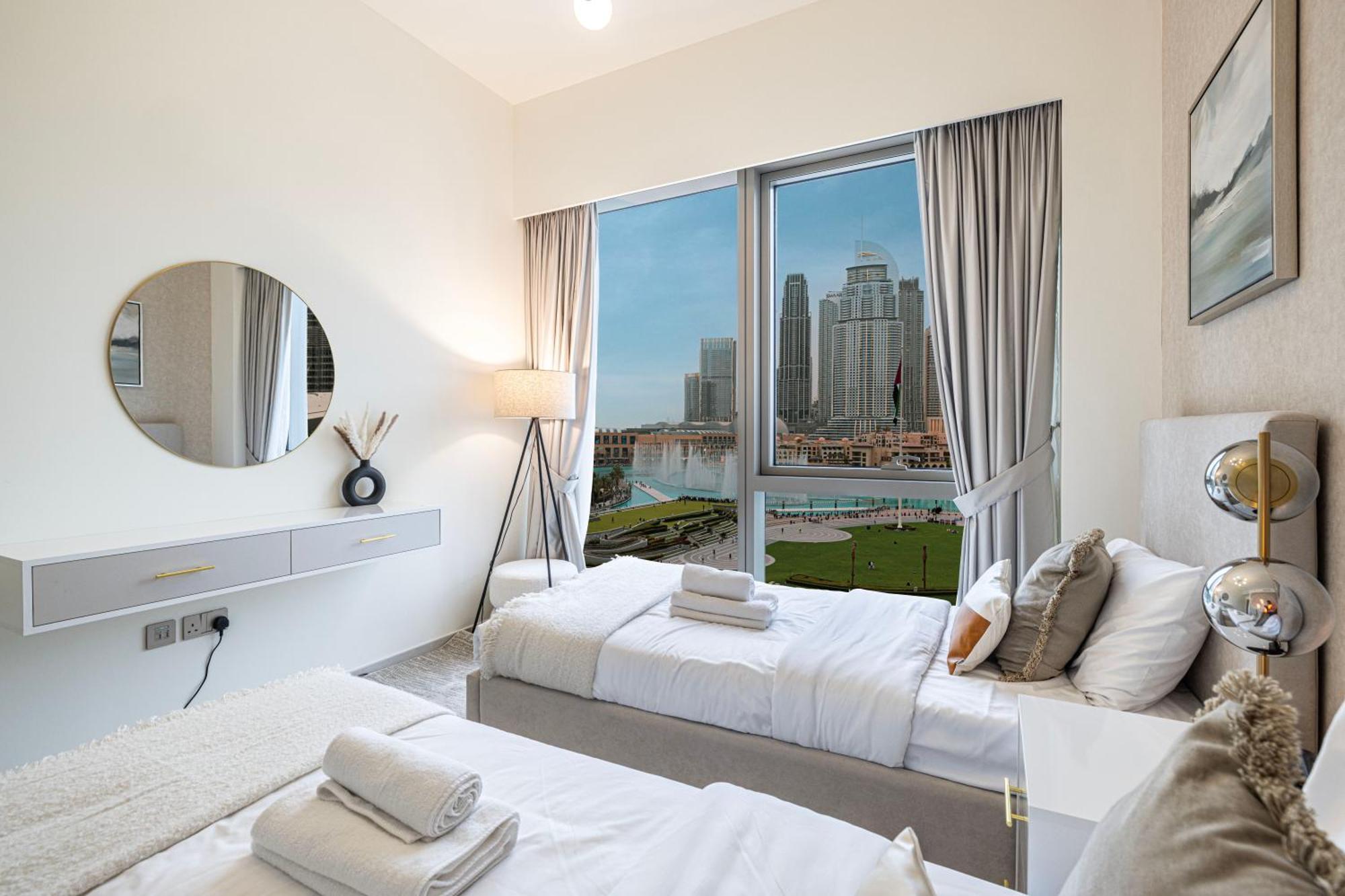 Luxury Burj And Fountain View 5 Min To Mall Apartamento