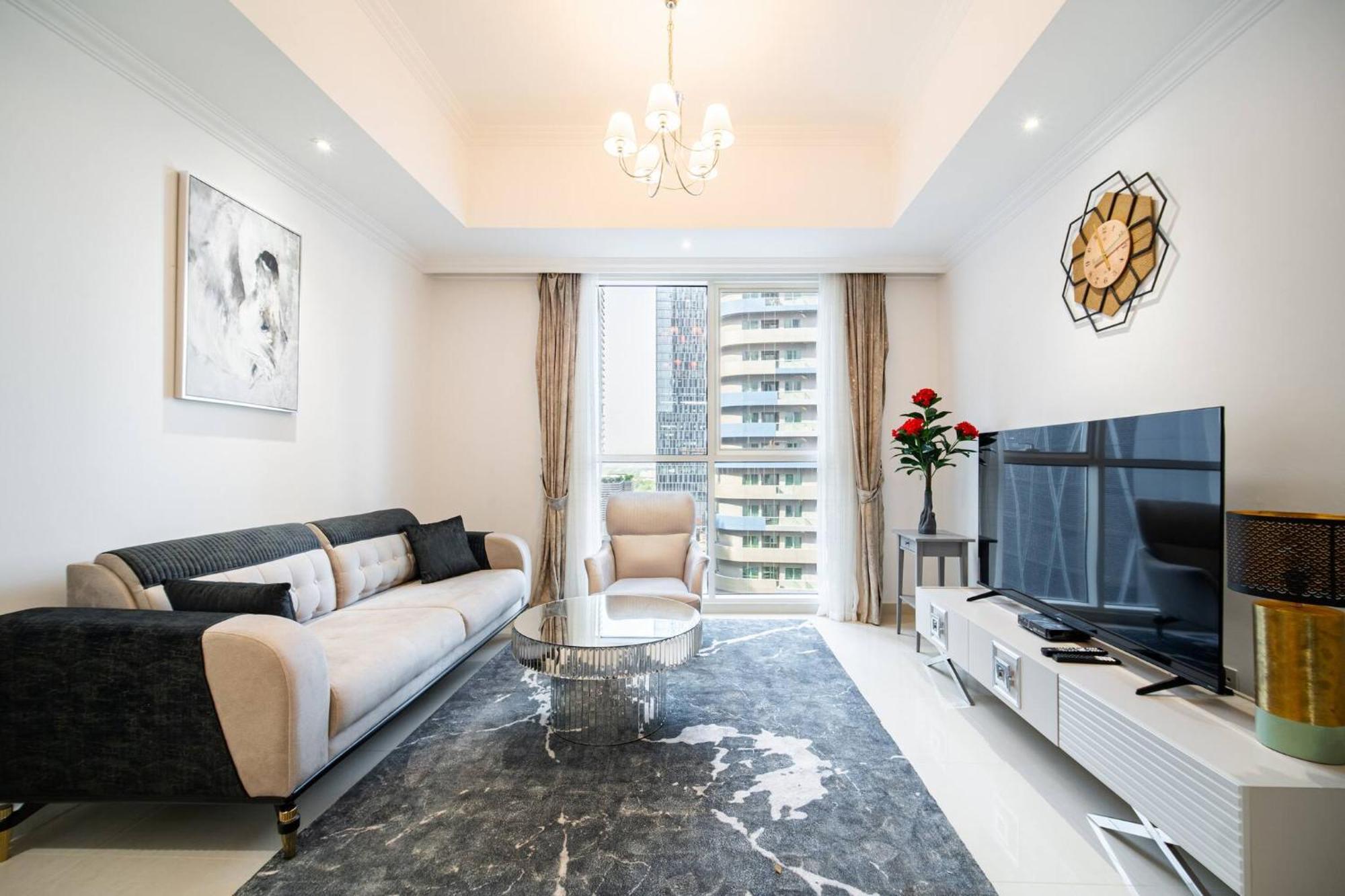 Elegant Escapes - Homely 1b In Dunya Tower * Dubai
