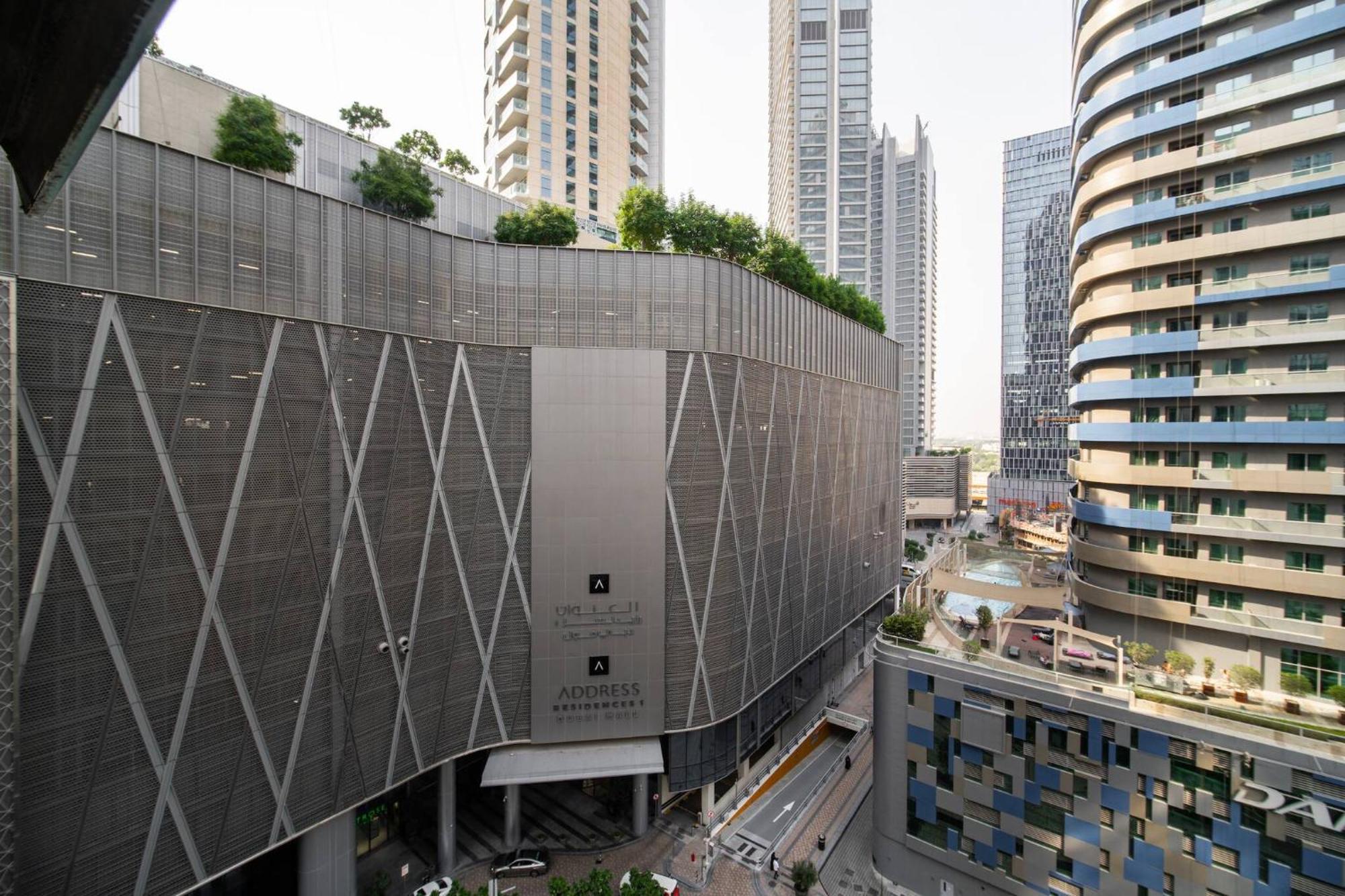 Elegant Escapes - Homely 1b In Dunya Tower Appartement *