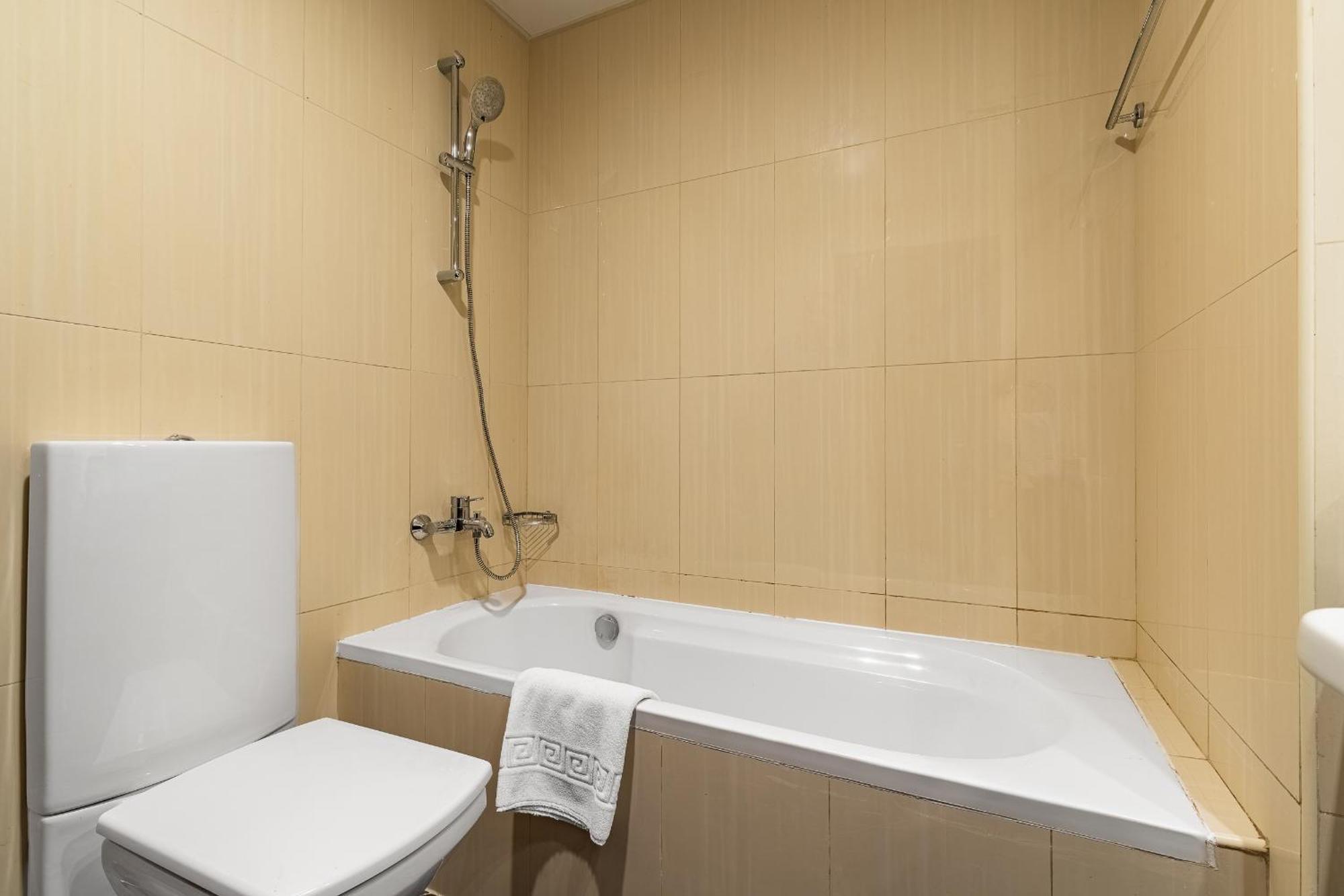 Apartemen Amazing Beachfront Apartments Near Atlantis Waterpark By Simply Comfort Sarai Palm Jumeirah Dubai