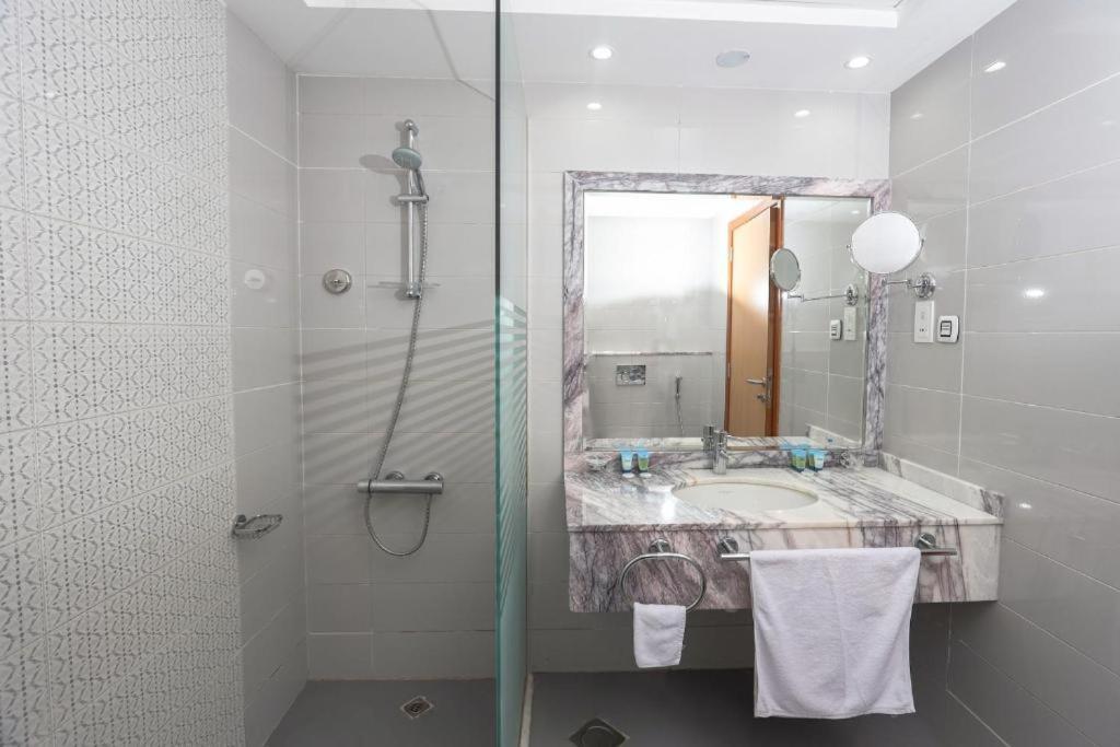 Alazmi 3* Dubai
