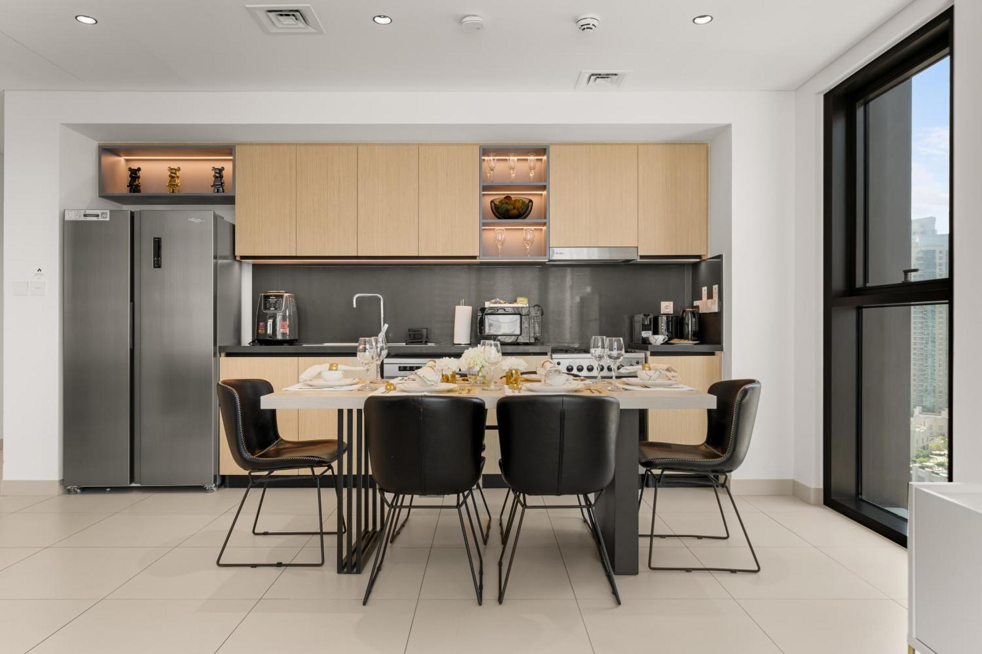 Apartment Luxury Two Bedroom With & Pool View By Delujo Dubai