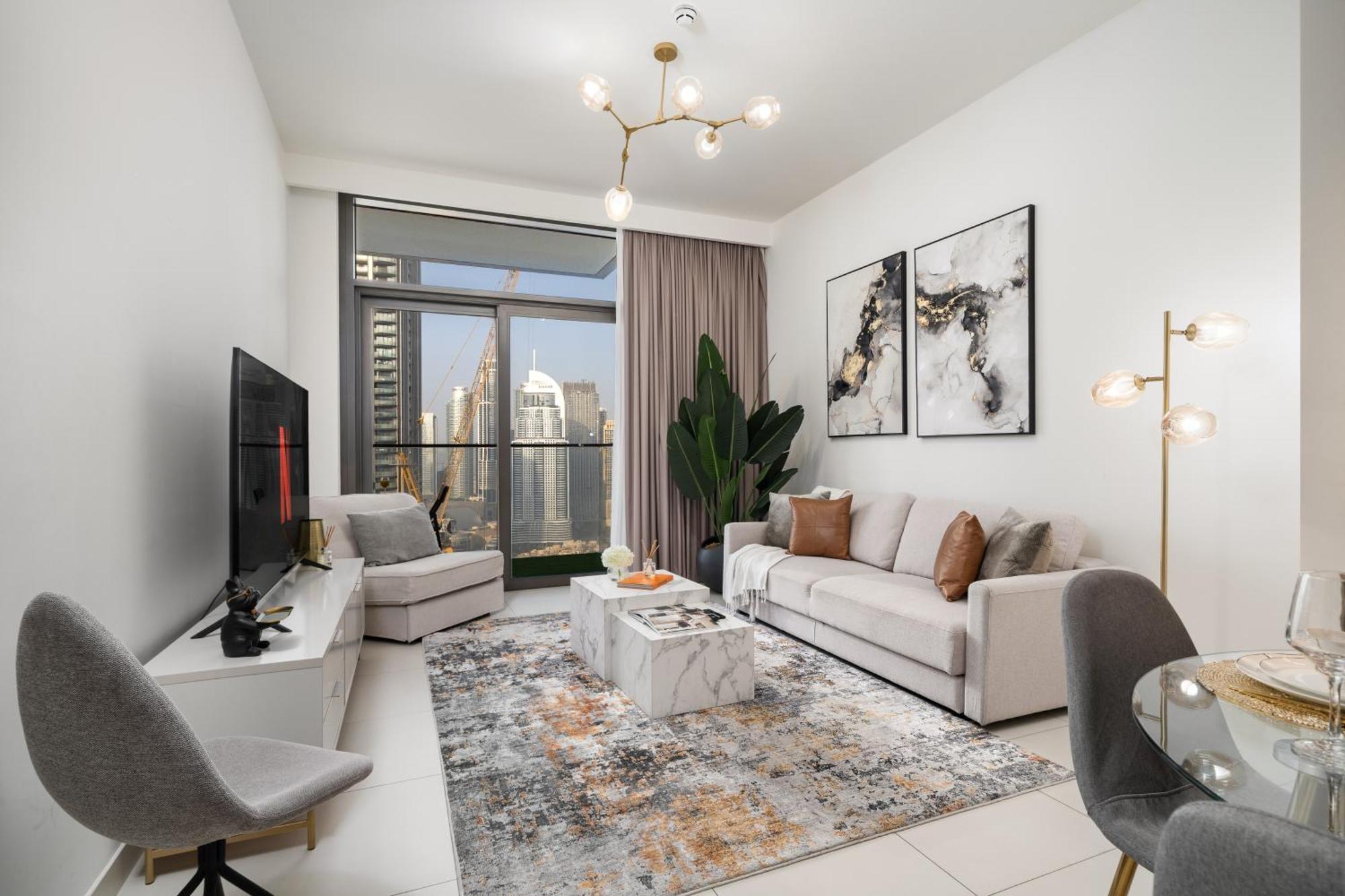 Luxury One Bedroom With Full Burj Khalifa View & Fountain View By Delujo