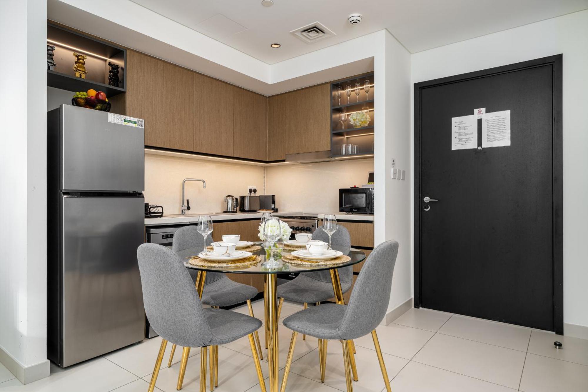 Luxury One Bedroom With Full Burj Khalifa View & Fountain View By Delujo Appartement