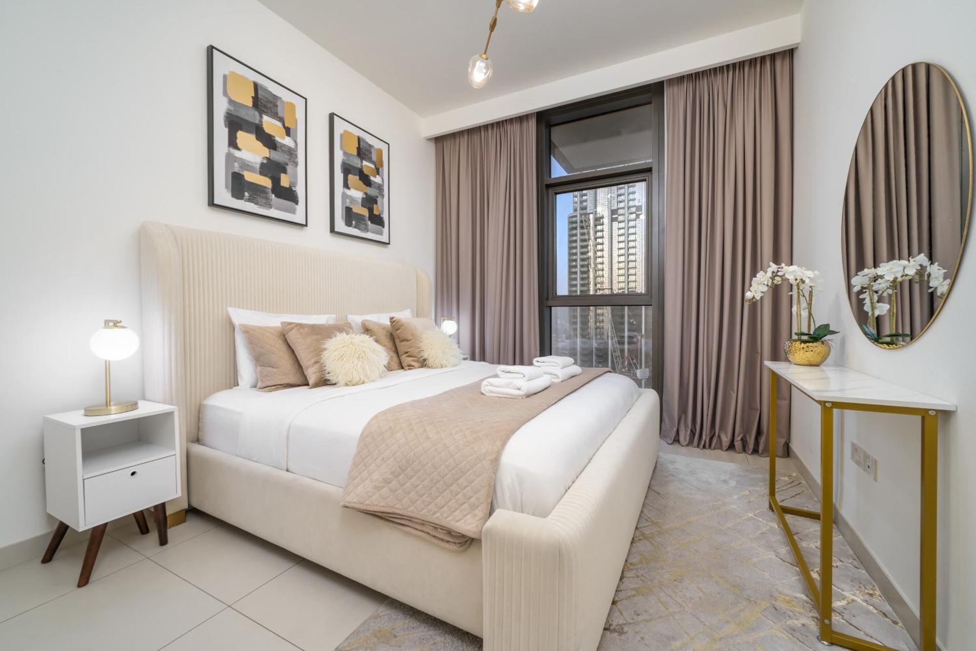 Luxury One Bedroom With Full Burj Khalifa View & Fountain View By Delujo Appartement