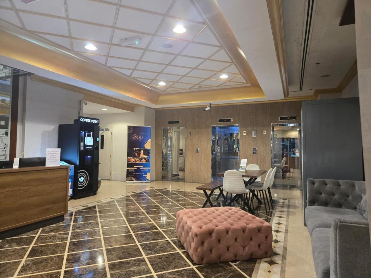 Al Raya Apartahotel