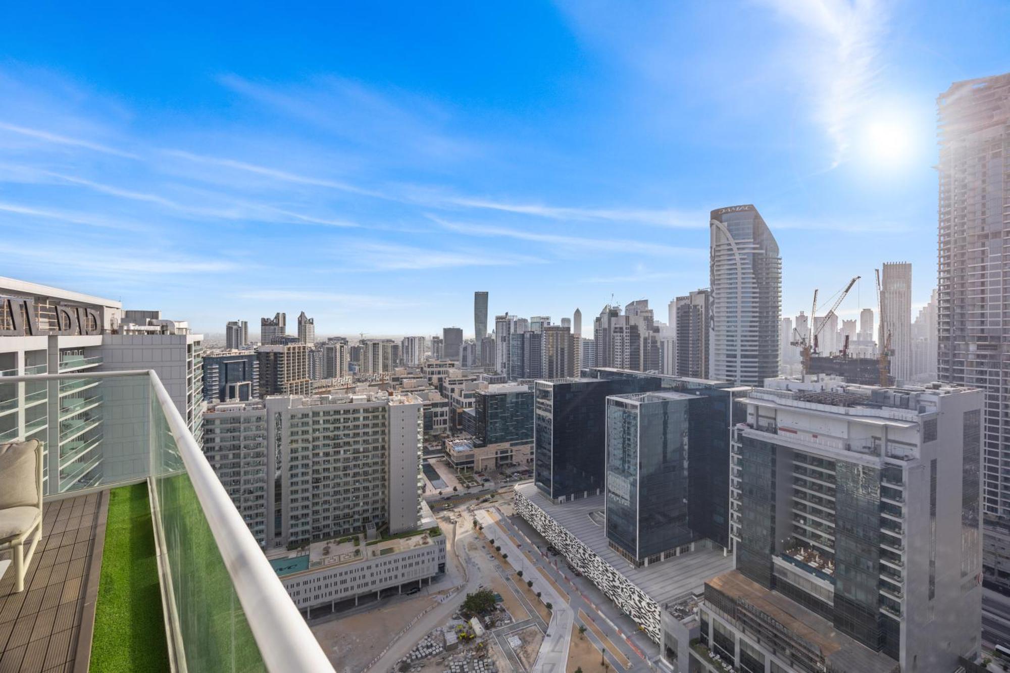 Burj Khalifa And Canal Views - Luxury Apartments For Rent In Dubai Business Bay Apartamento *