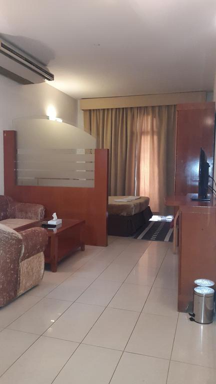 Al Raien Aparthotel 3*