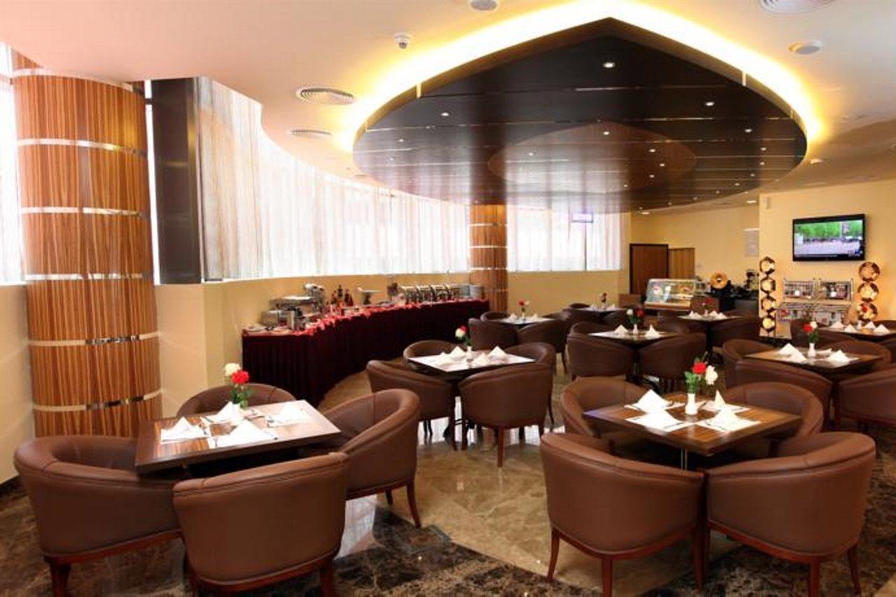 Xclusive Maples Aparthotel 3*