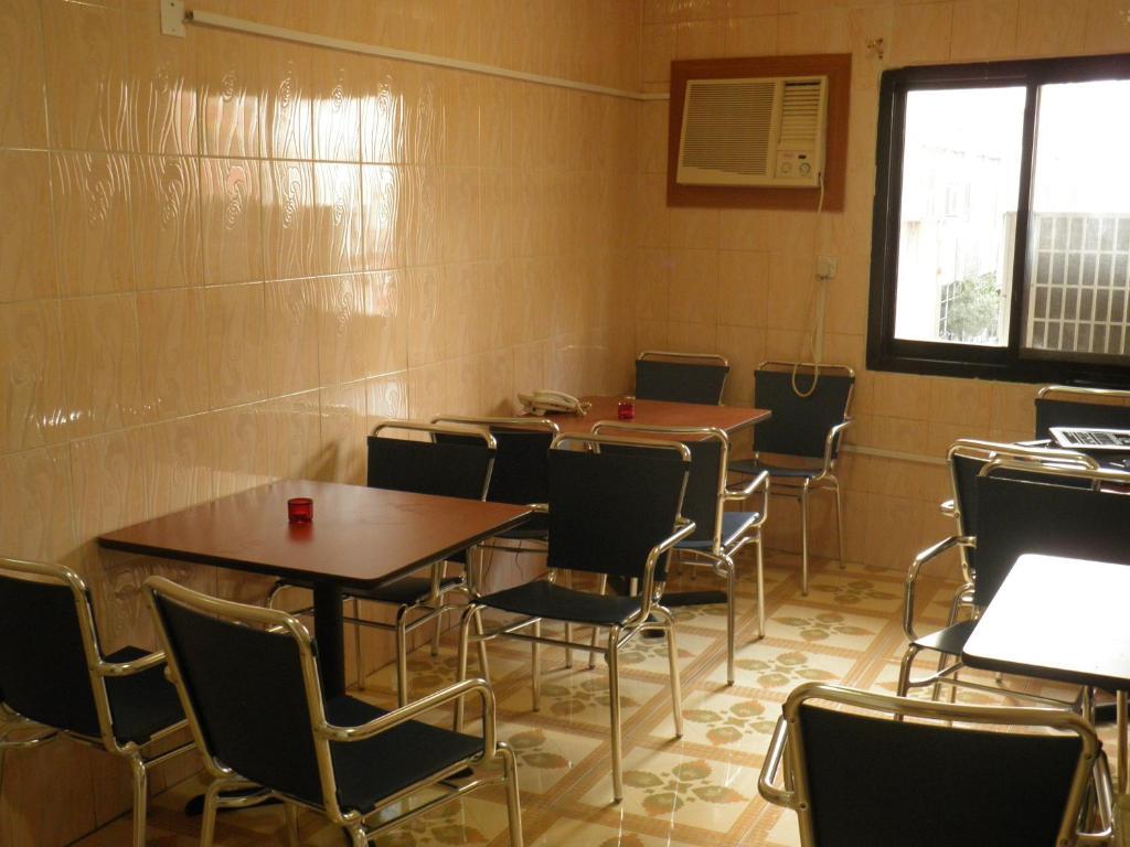 Kinshasa Hotel *