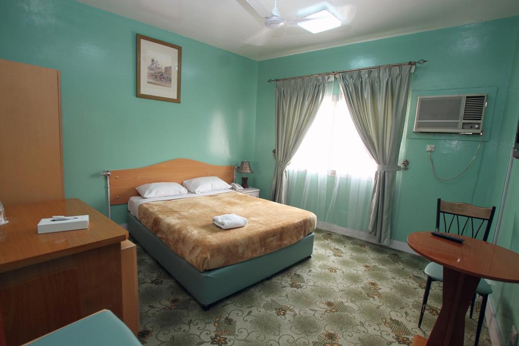 Hotel Zaineast