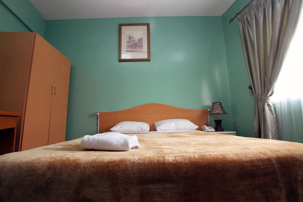 Hotell Zaineast Dubai