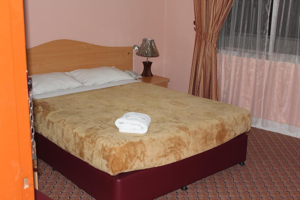Hotel Zaineast
