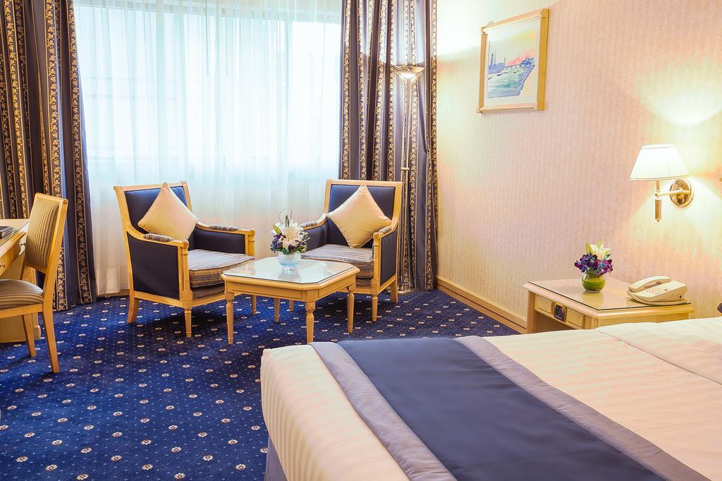 Capitol 4* Dubai