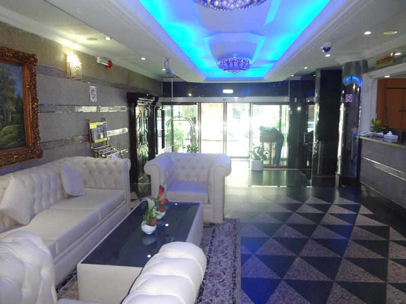 Royal Falcon 3* Dubái