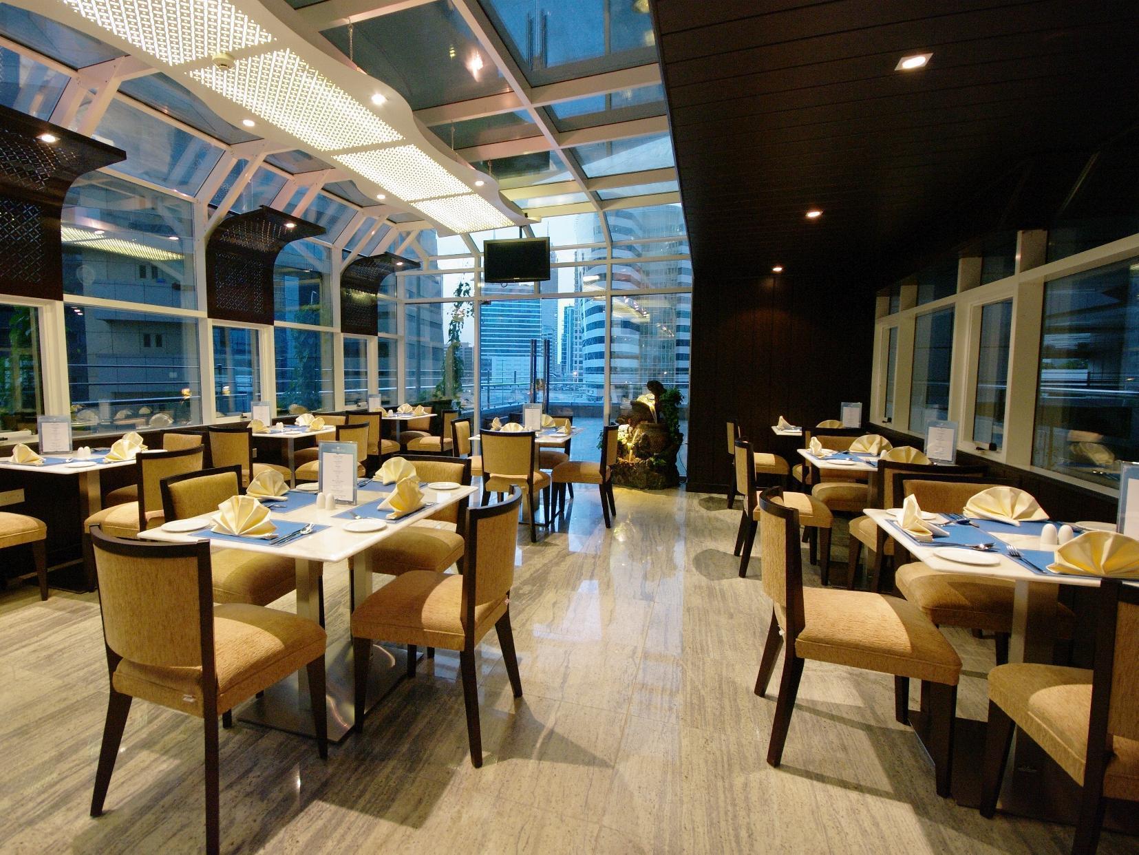 Gulf Oasis 3*