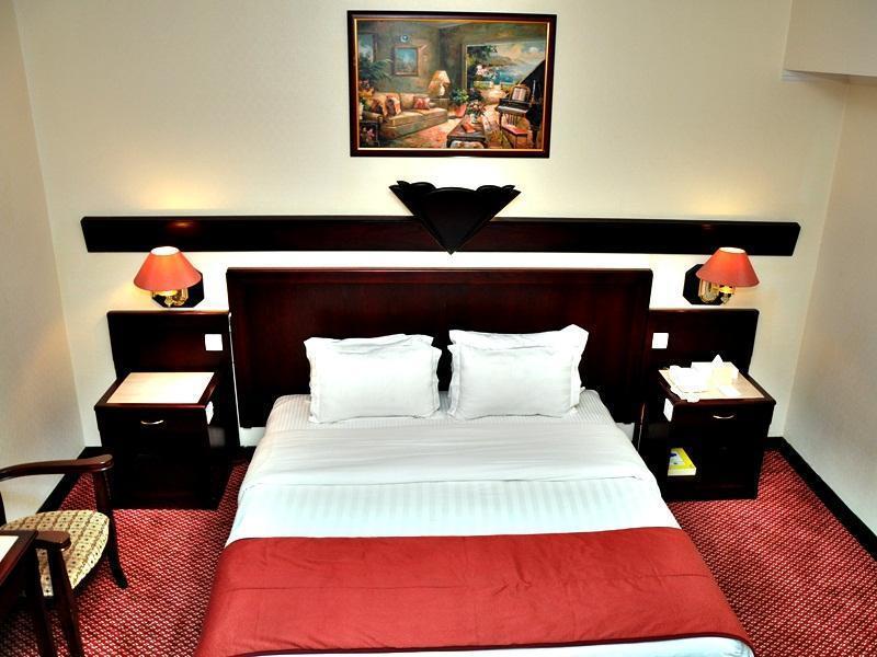 Claridge Hotel Dubai