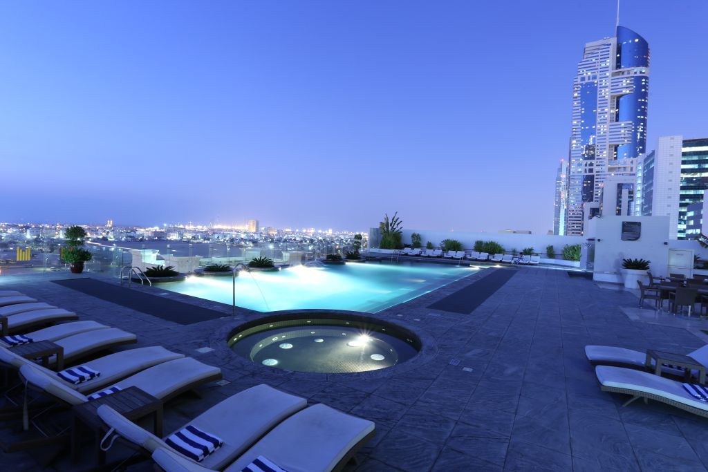 The Tower Plaza Hotell