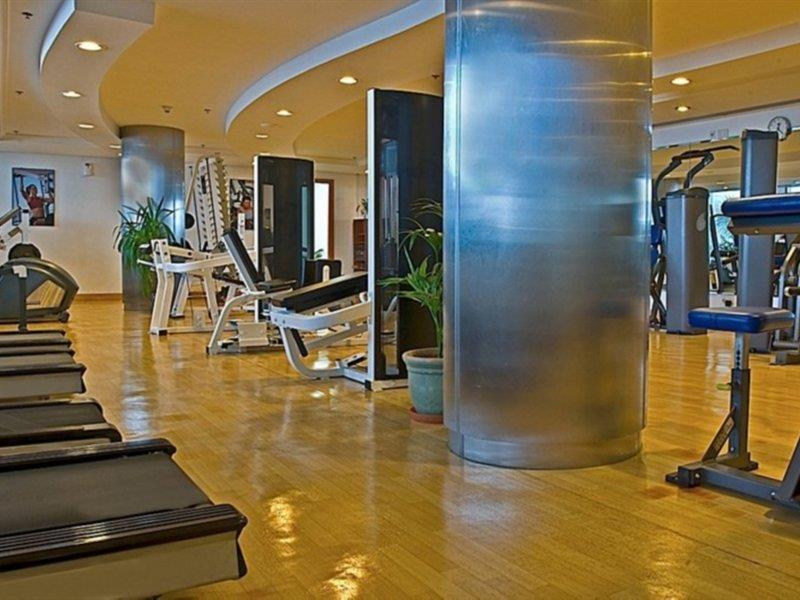 Hotell Staybridge Financial Centre By Ihg Dubai