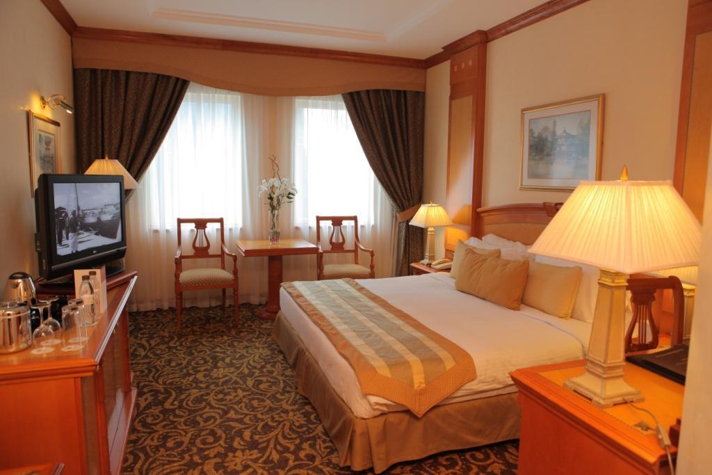 Hotel Knight Castle