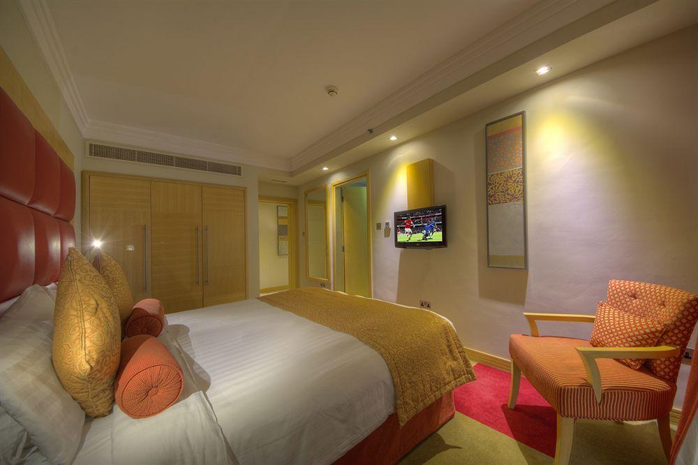 Hotel Halo 4*
