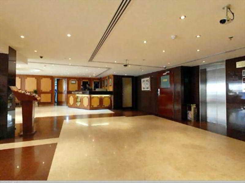 London Crown 1 3* Dubaï