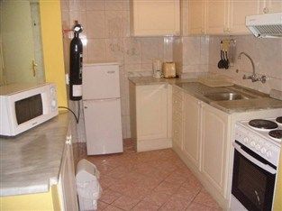 OYO 357 Baisan Plaza Hotel Apartment 2*