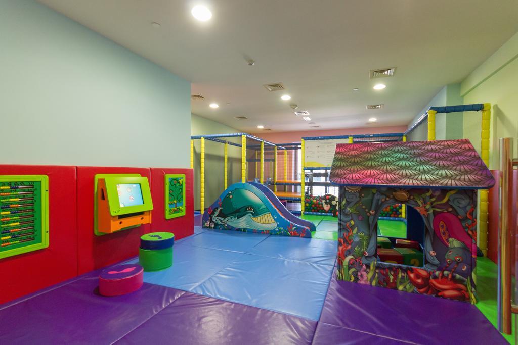 Yanjoon Homes - Princess Tower Appartement